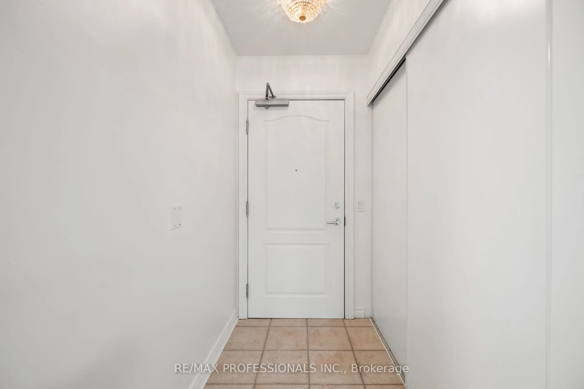 4640 Kimbermount Avenue, #801