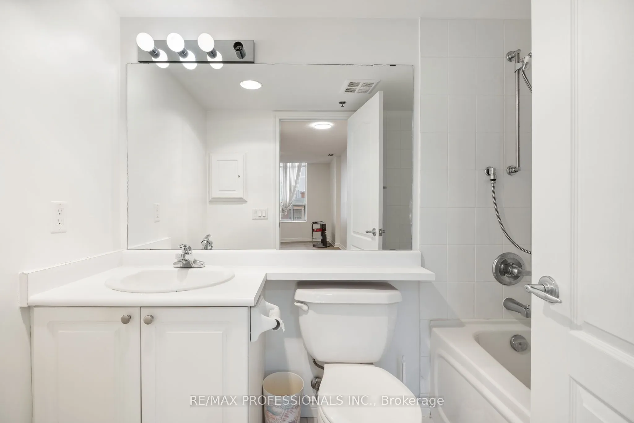 4640 Kimbermount Avenue, #801