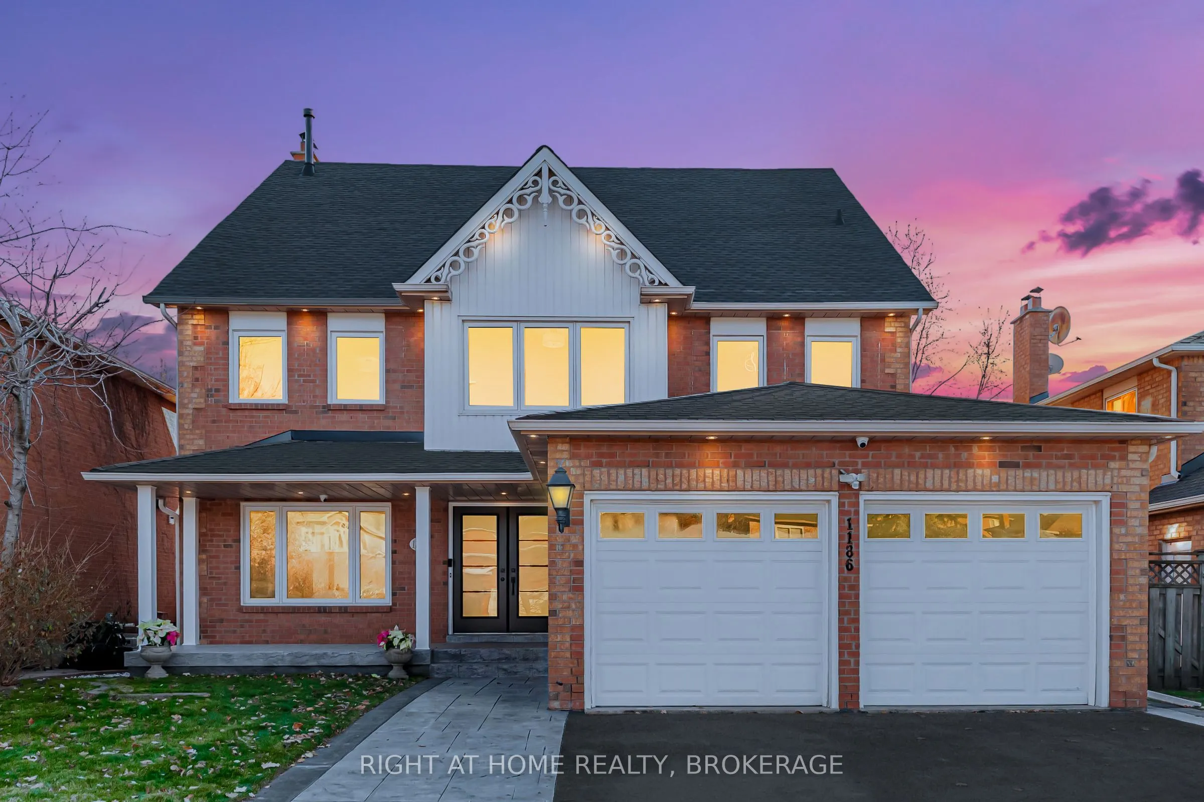 1186 Glenashton Drive