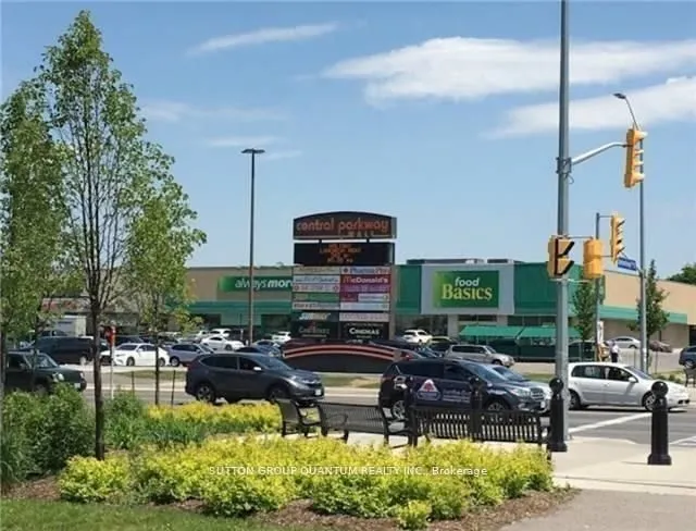377 Burnhamthorpe Road E, #3