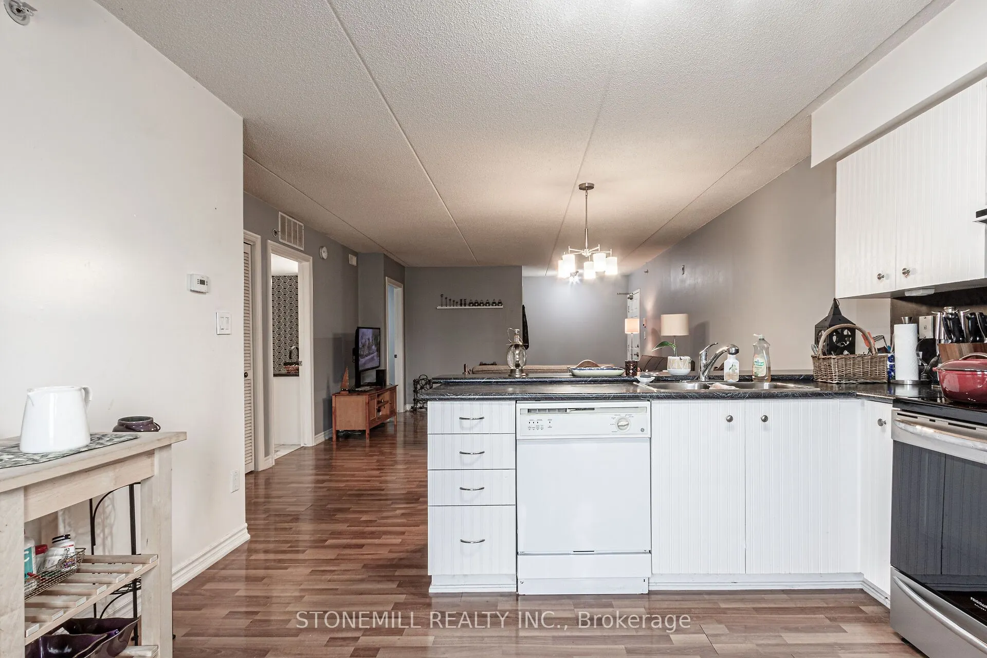 1480 Bishops Gate #207