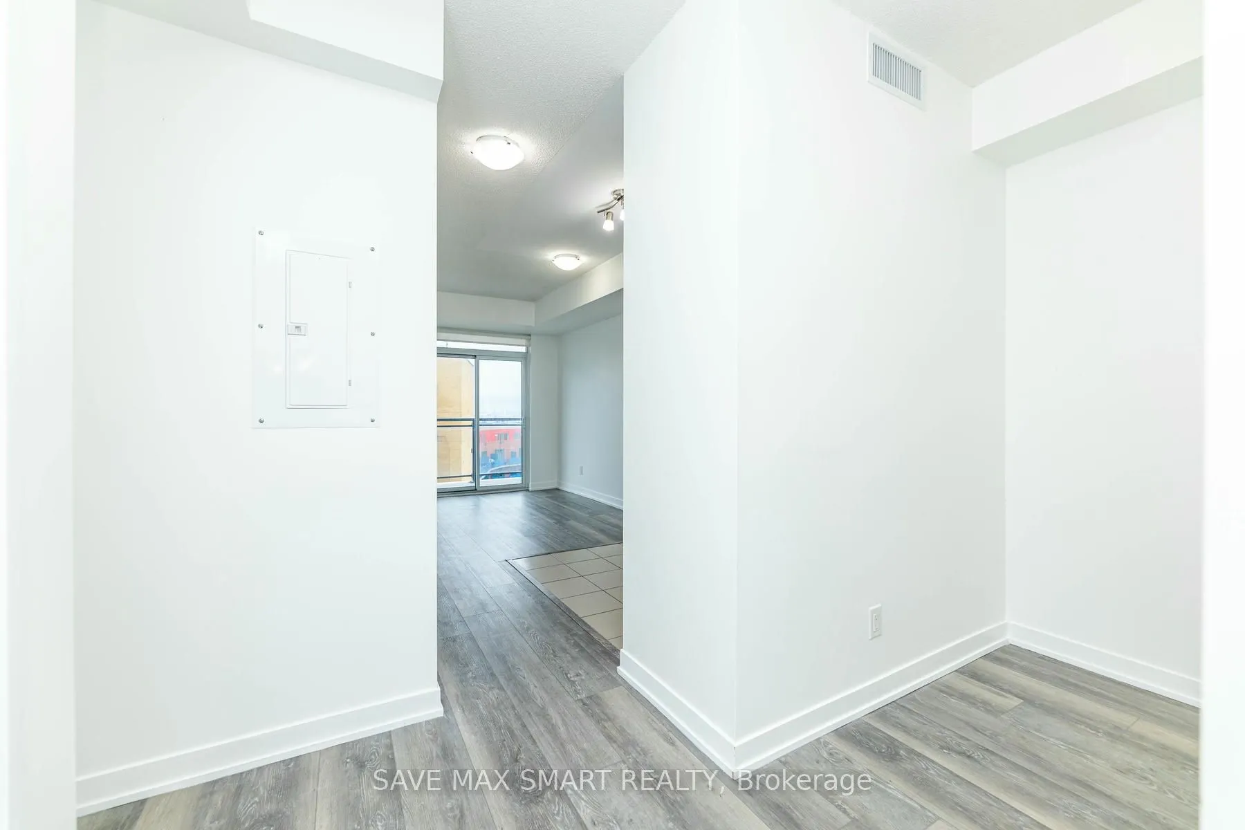 840 Queen's Plate Drive, #1512