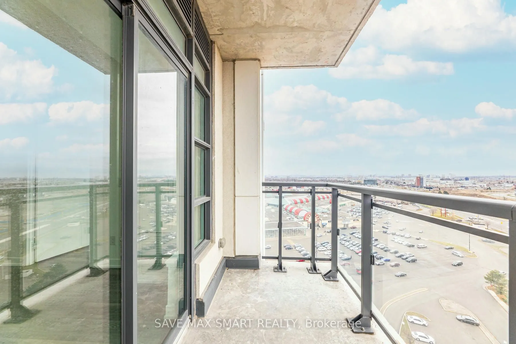 840 Queen's Plate Drive, #1512