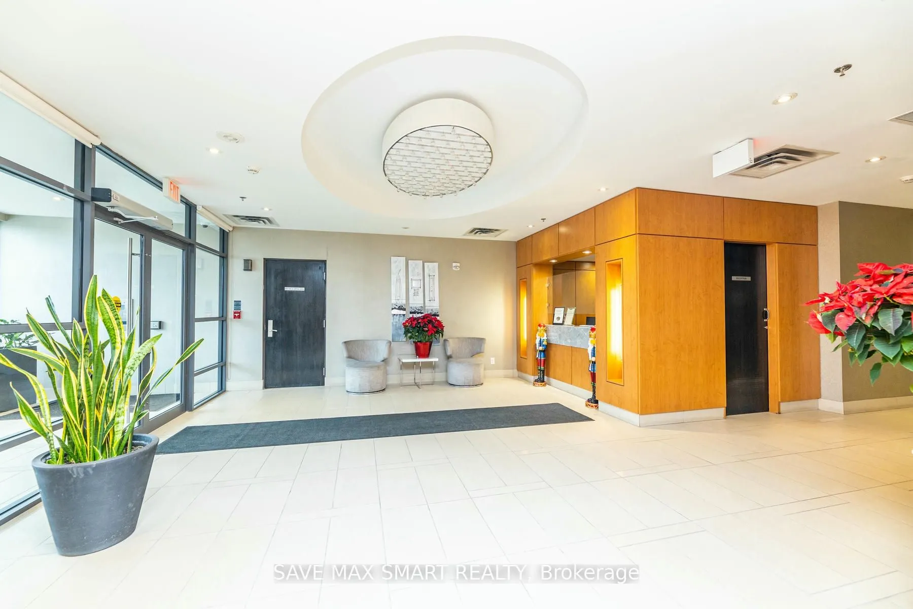 840 Queen's Plate Drive, #1512