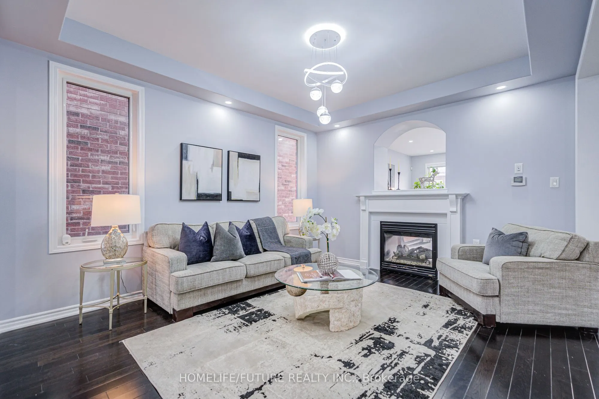 342 Laundon Terrace