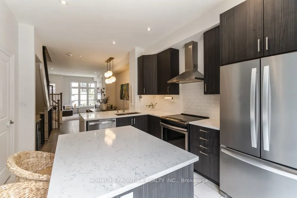 80 Daisy Avenue, #21