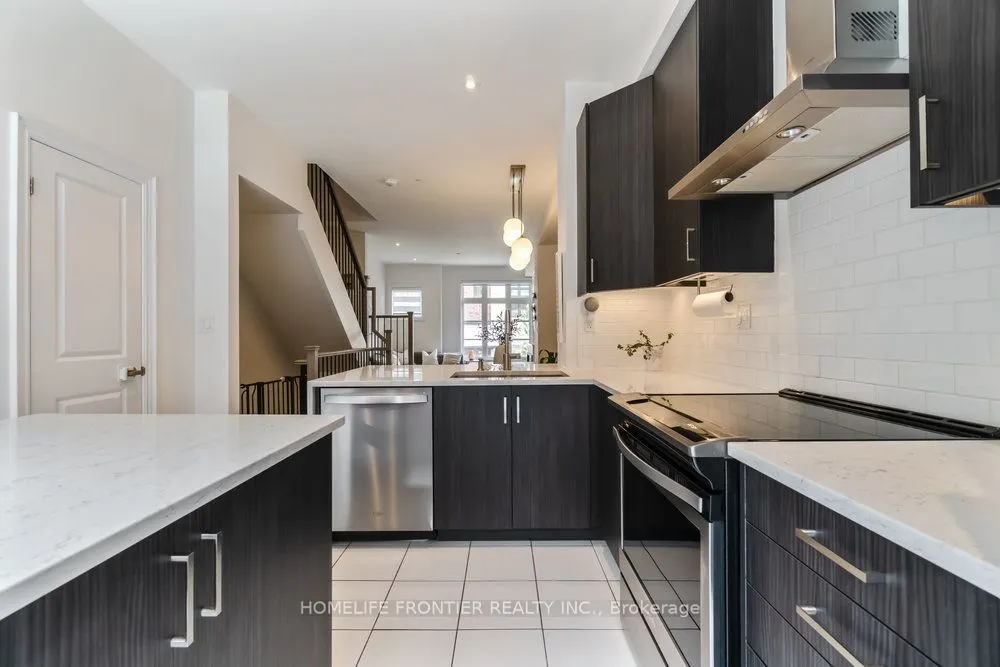 80 Daisy Avenue, #21
