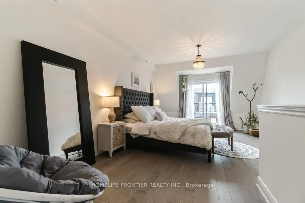 80 Daisy Avenue, #21