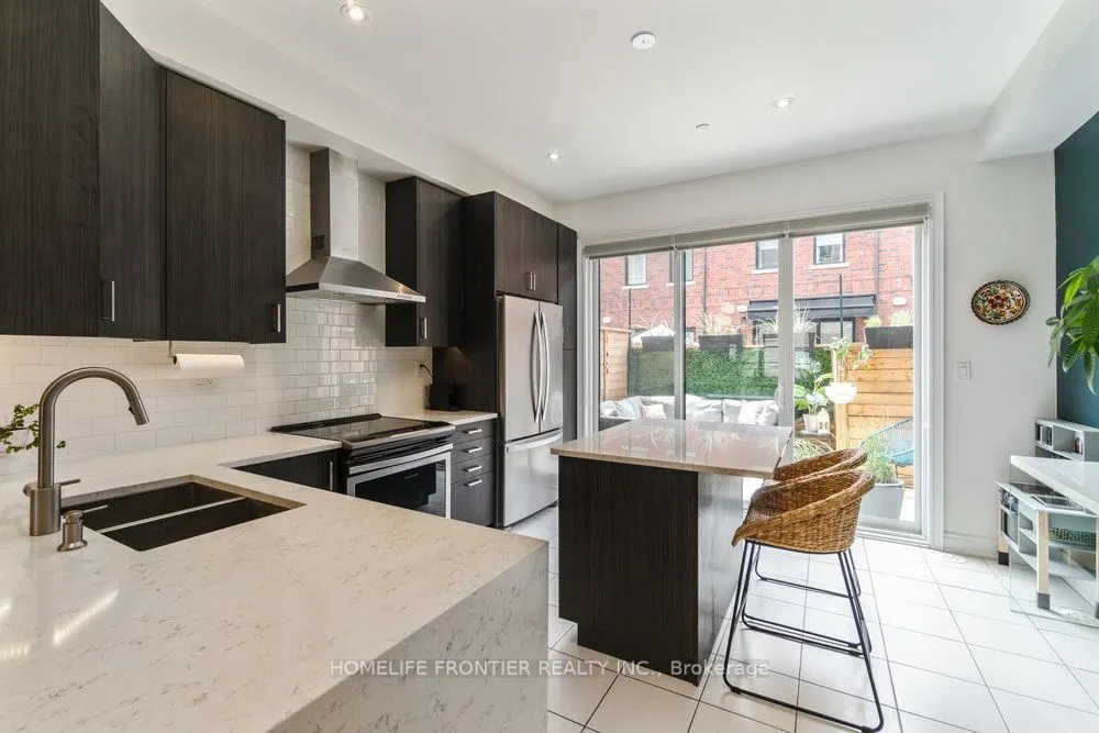 80 Daisy Avenue, #21