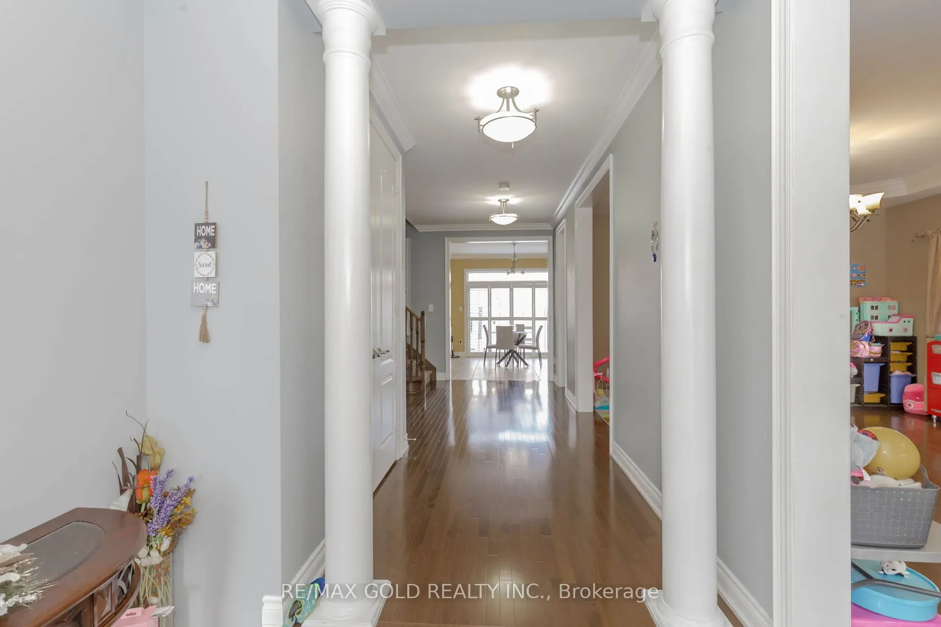 99 Royal West Drive