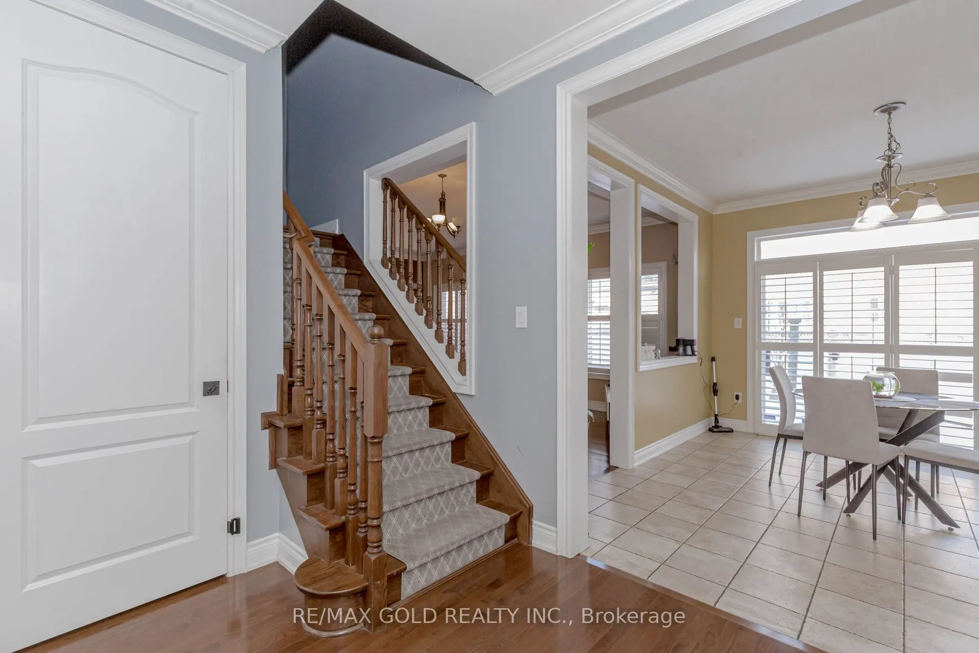99 Royal West Drive