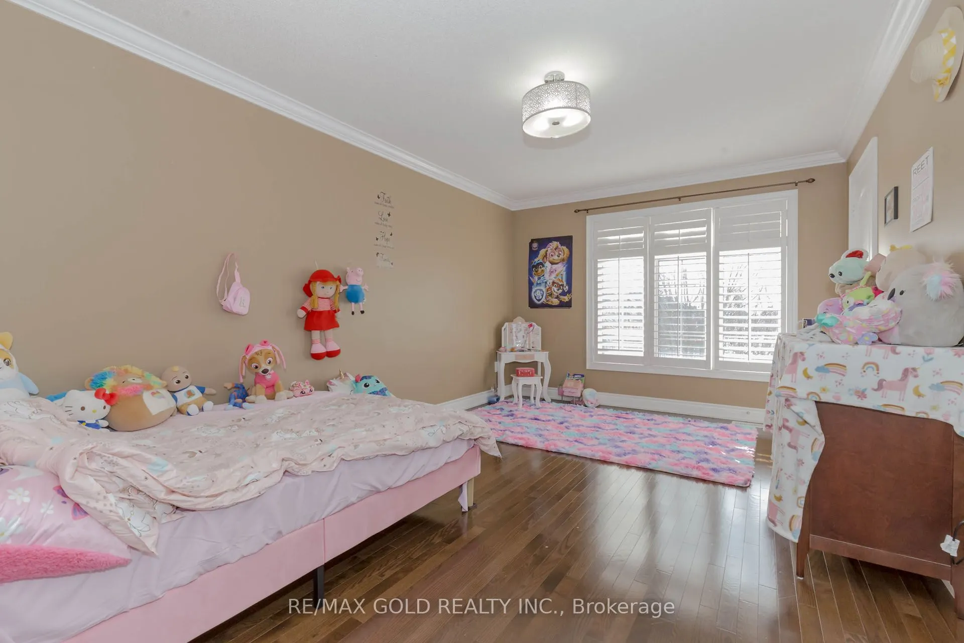 99 Royal West Drive