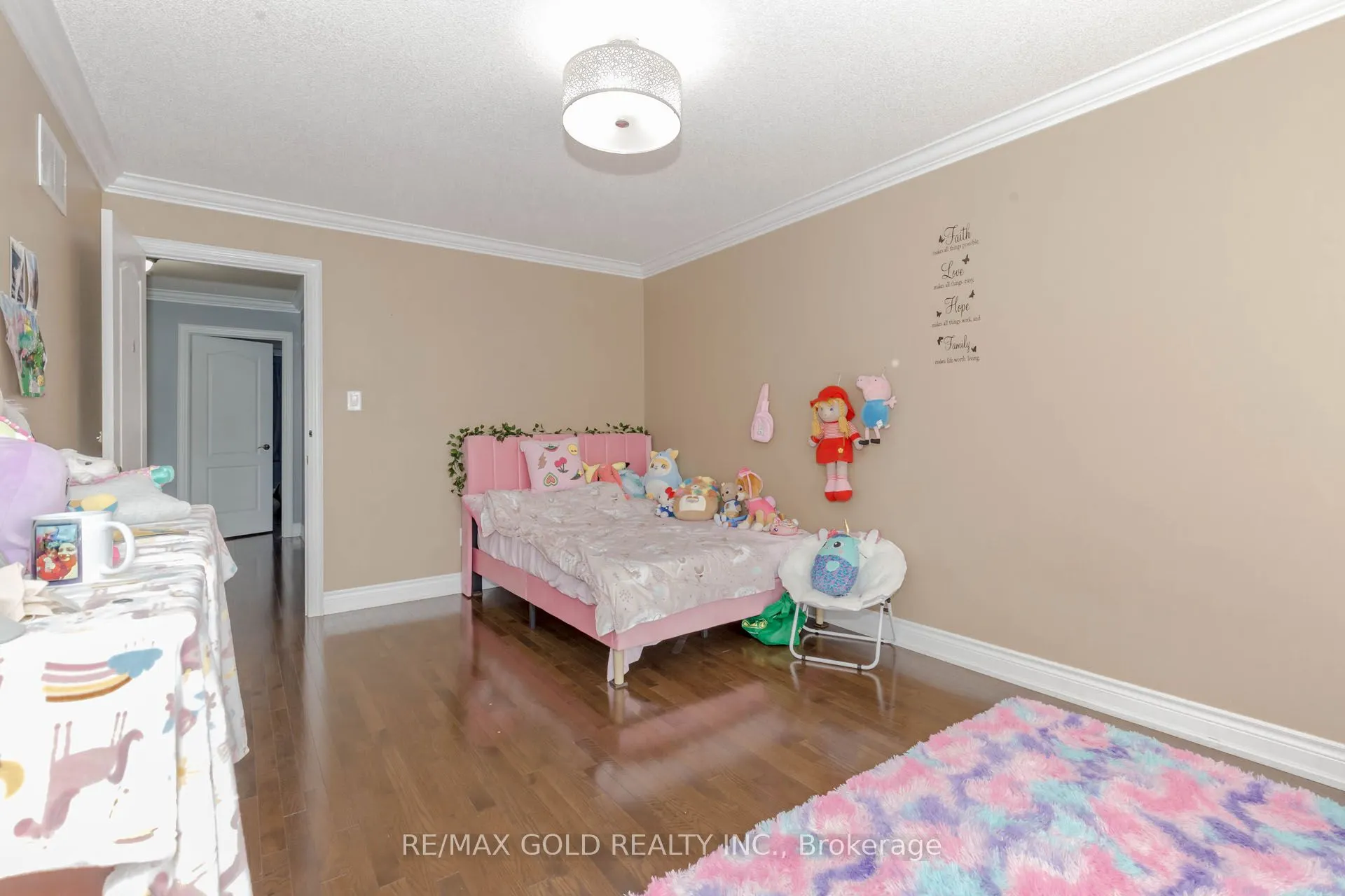 99 Royal West Drive