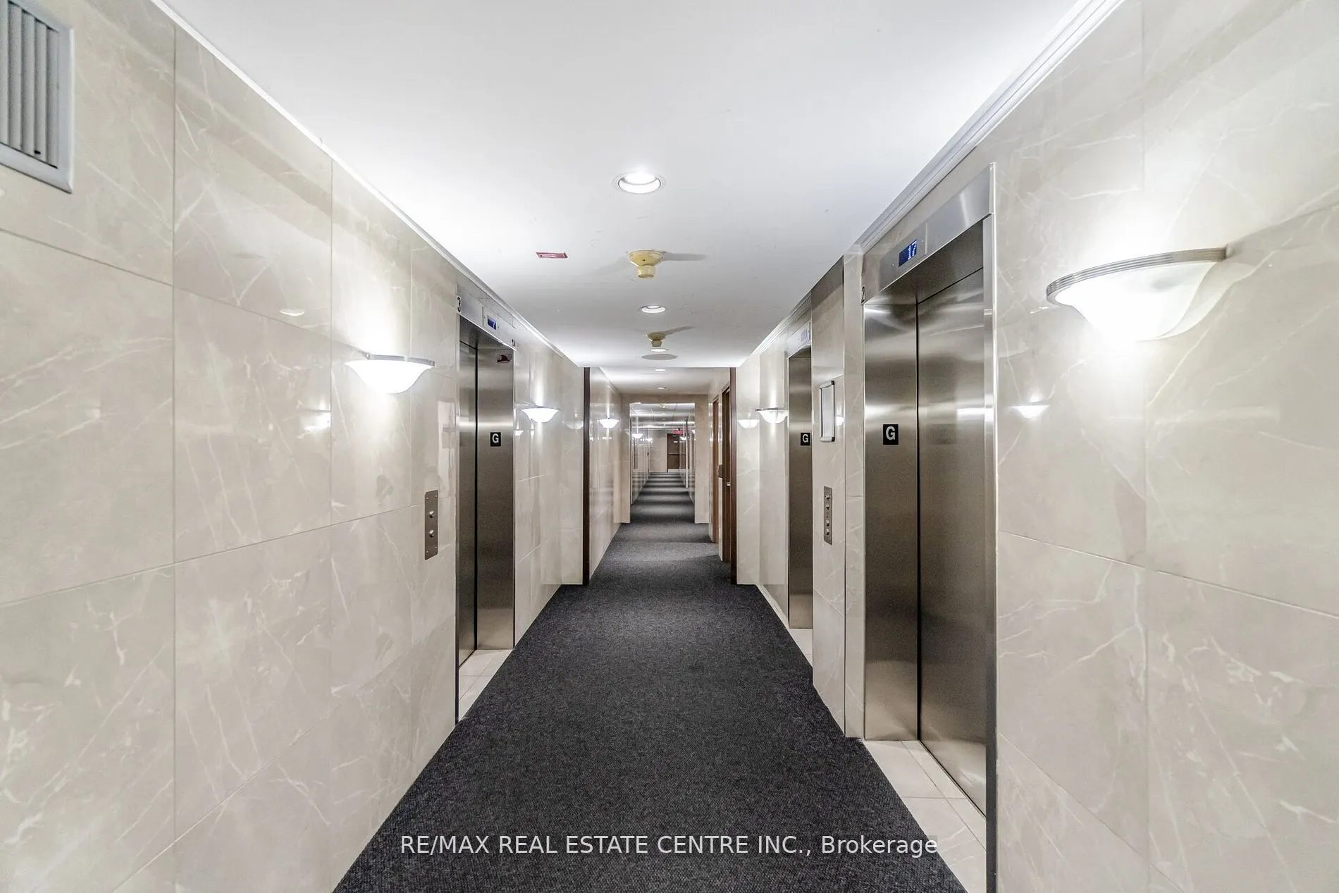 135 Hillcrest Avenue, #2216