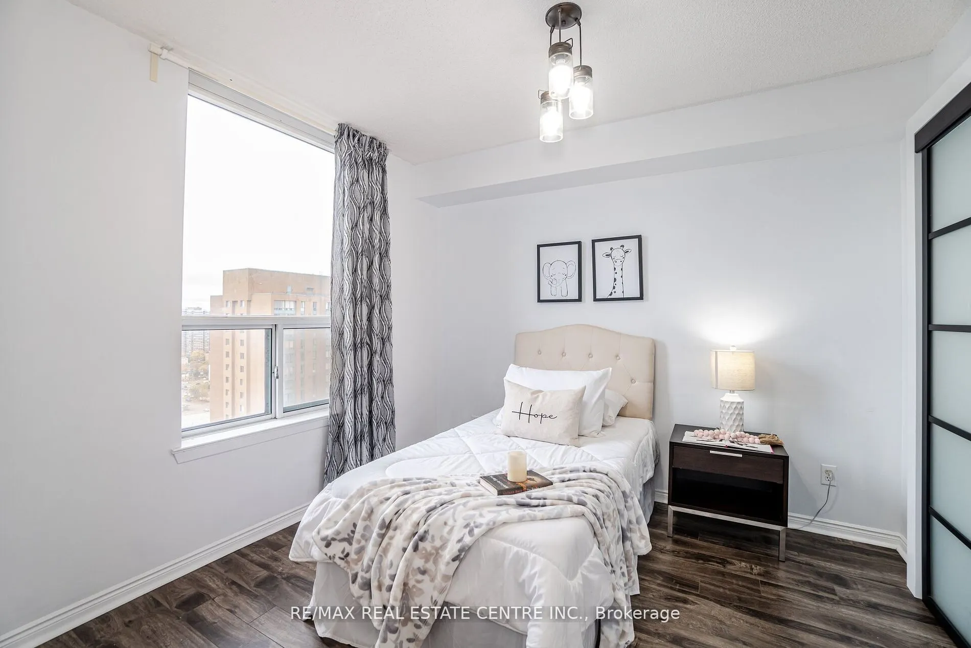 135 Hillcrest Avenue, #2216