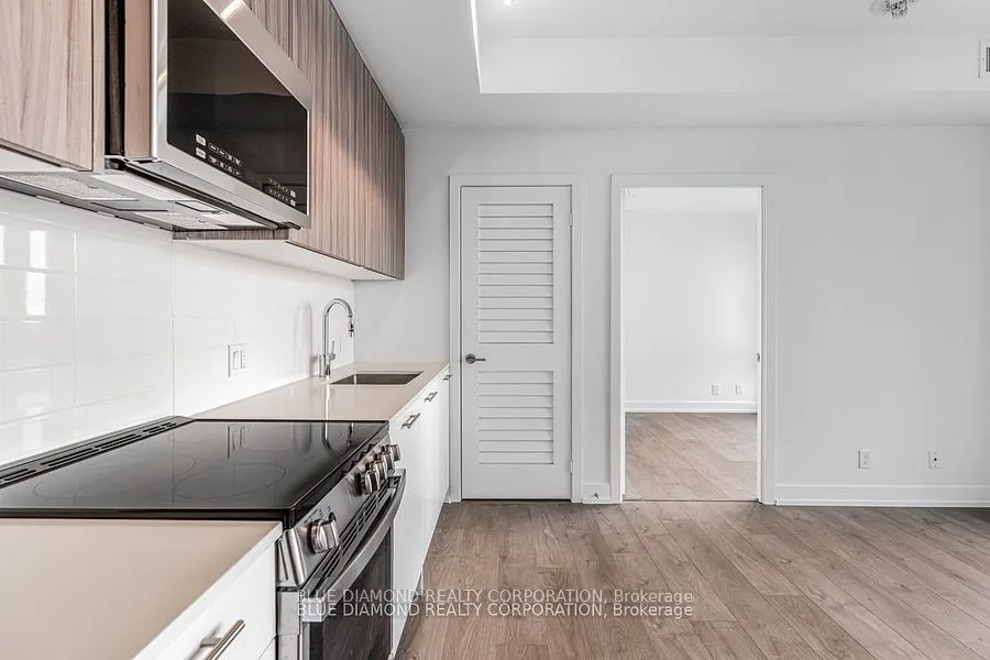 225 VETERANS Drive, #704