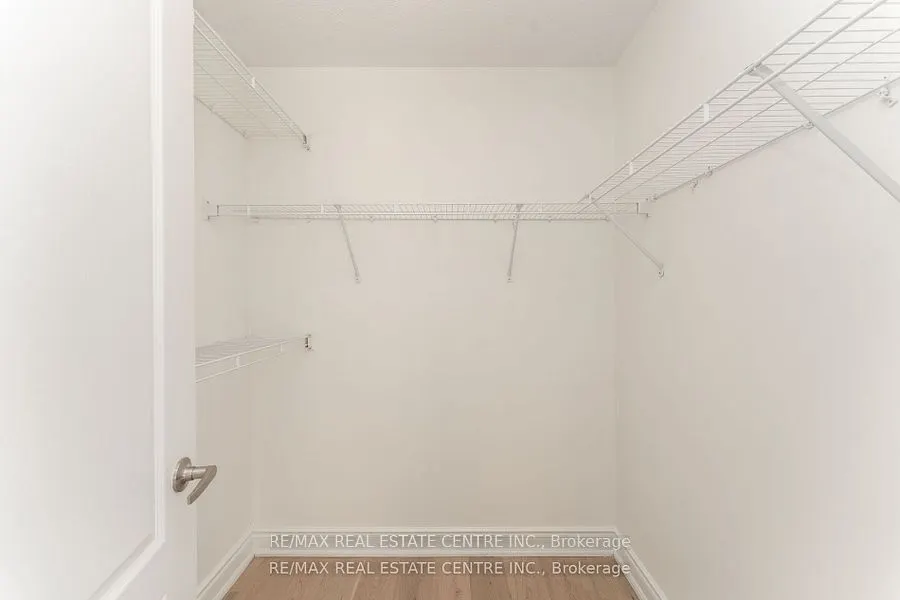 648 Snider Terrace