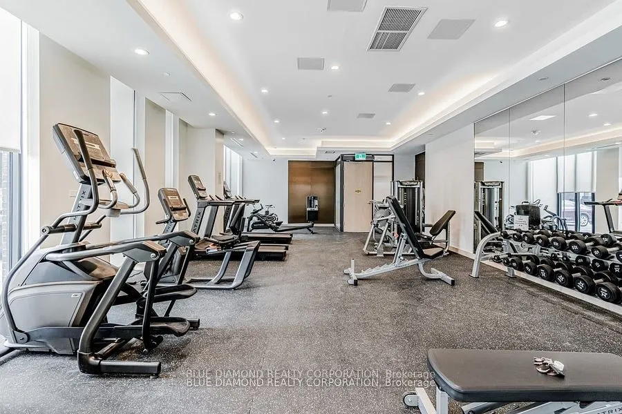 225 VETERANS Drive, #N402