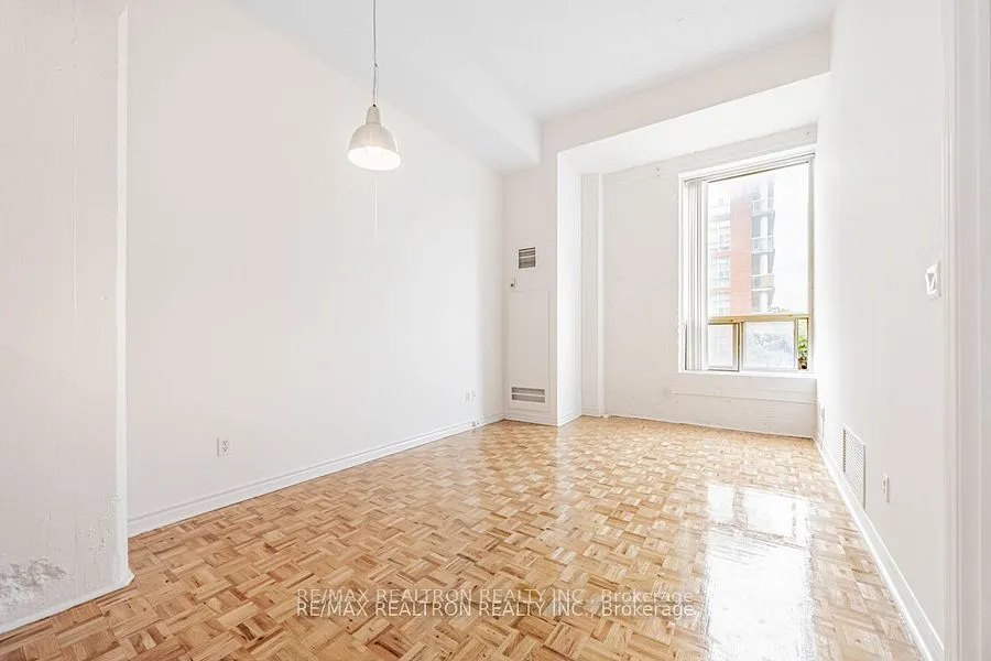 1401 Dupont Street, #407