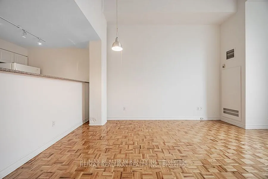 1401 Dupont Street, #407