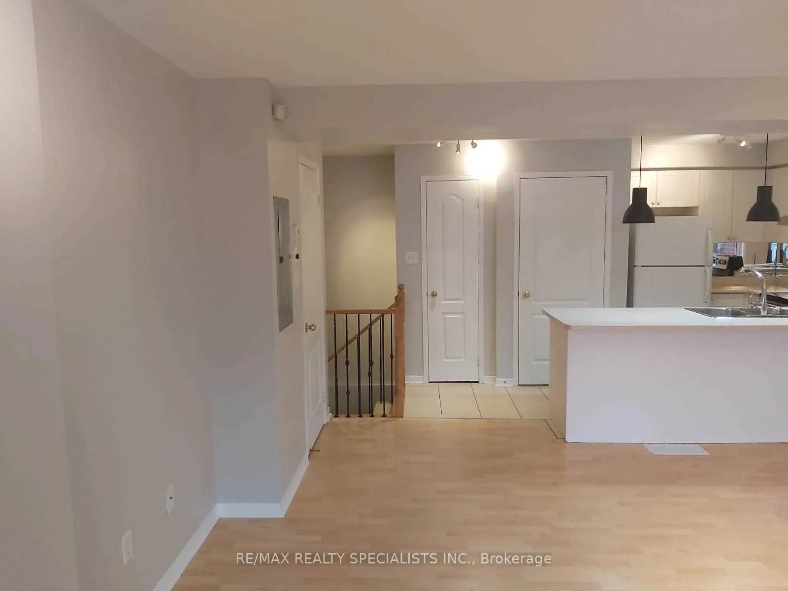 3250 BENTLEY Drive, #7