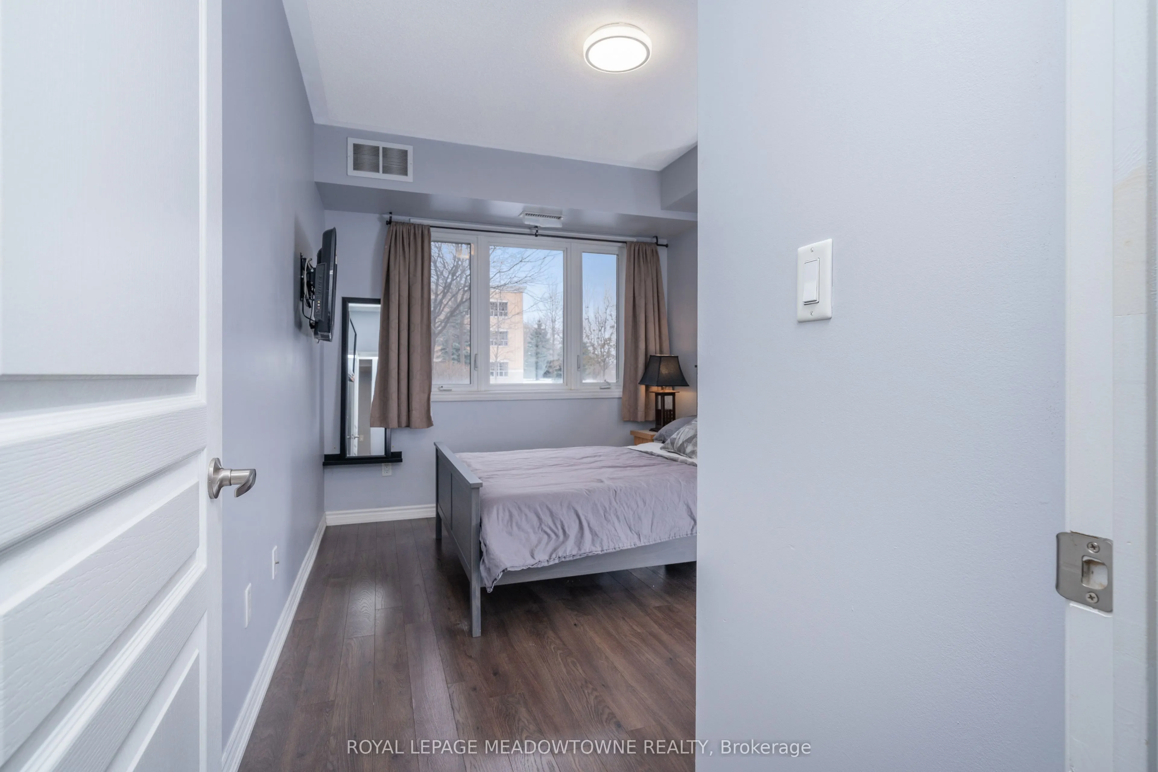 570 Lolita Gardens, #125