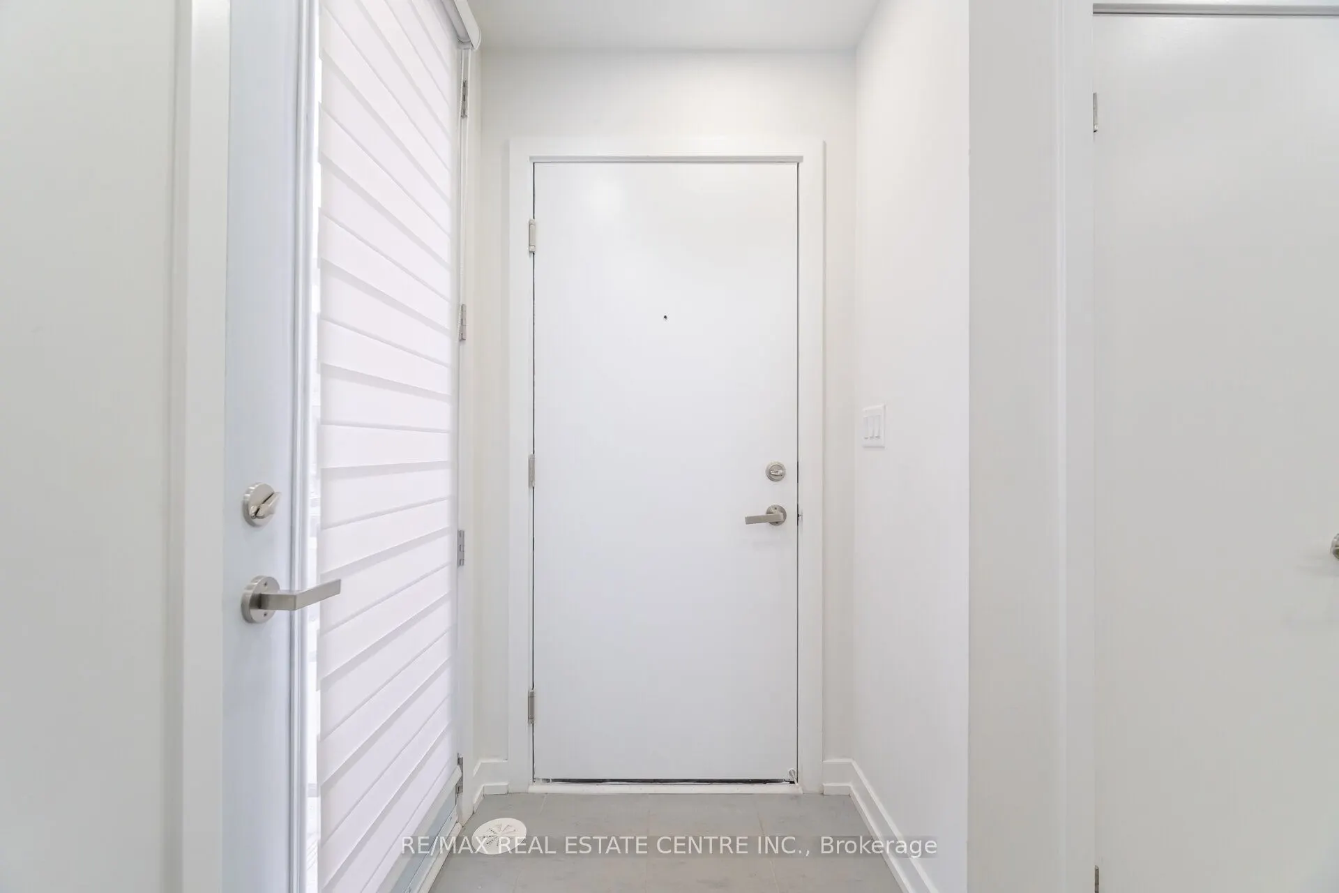 3562 Colonial Drive, #13