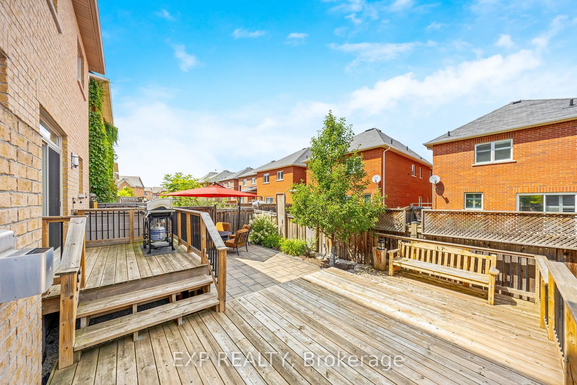 599 Nairn Circle