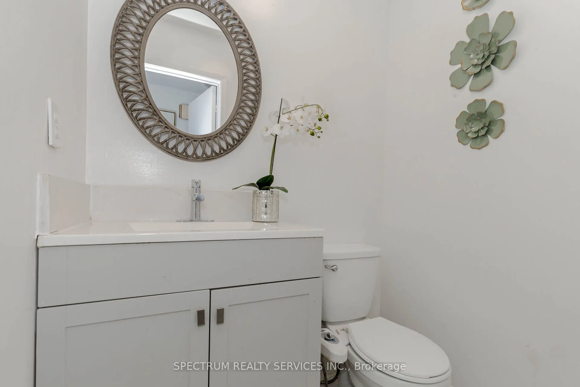 5536 Montevideo Road, #12