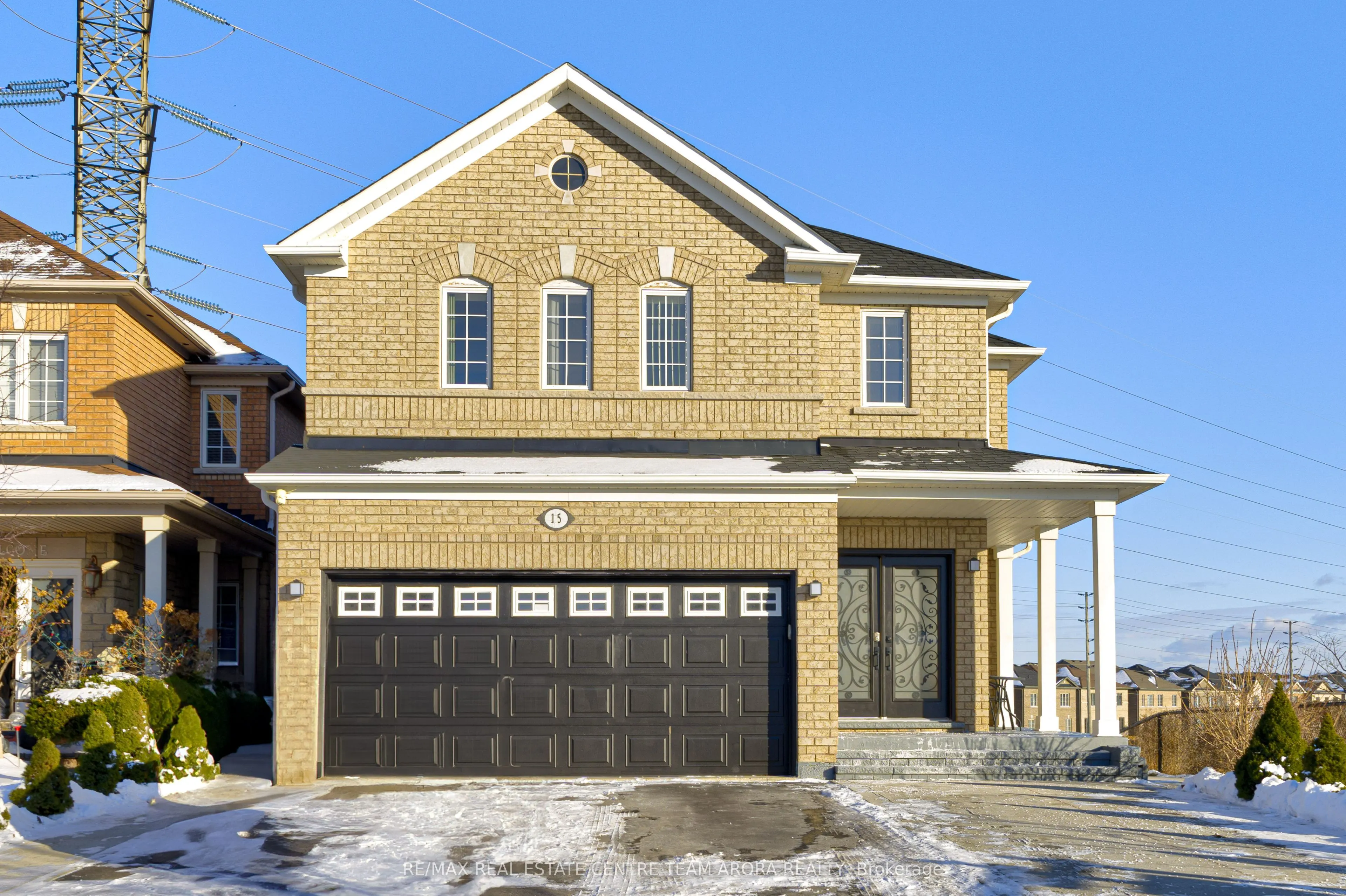 15 Roundstone Drive