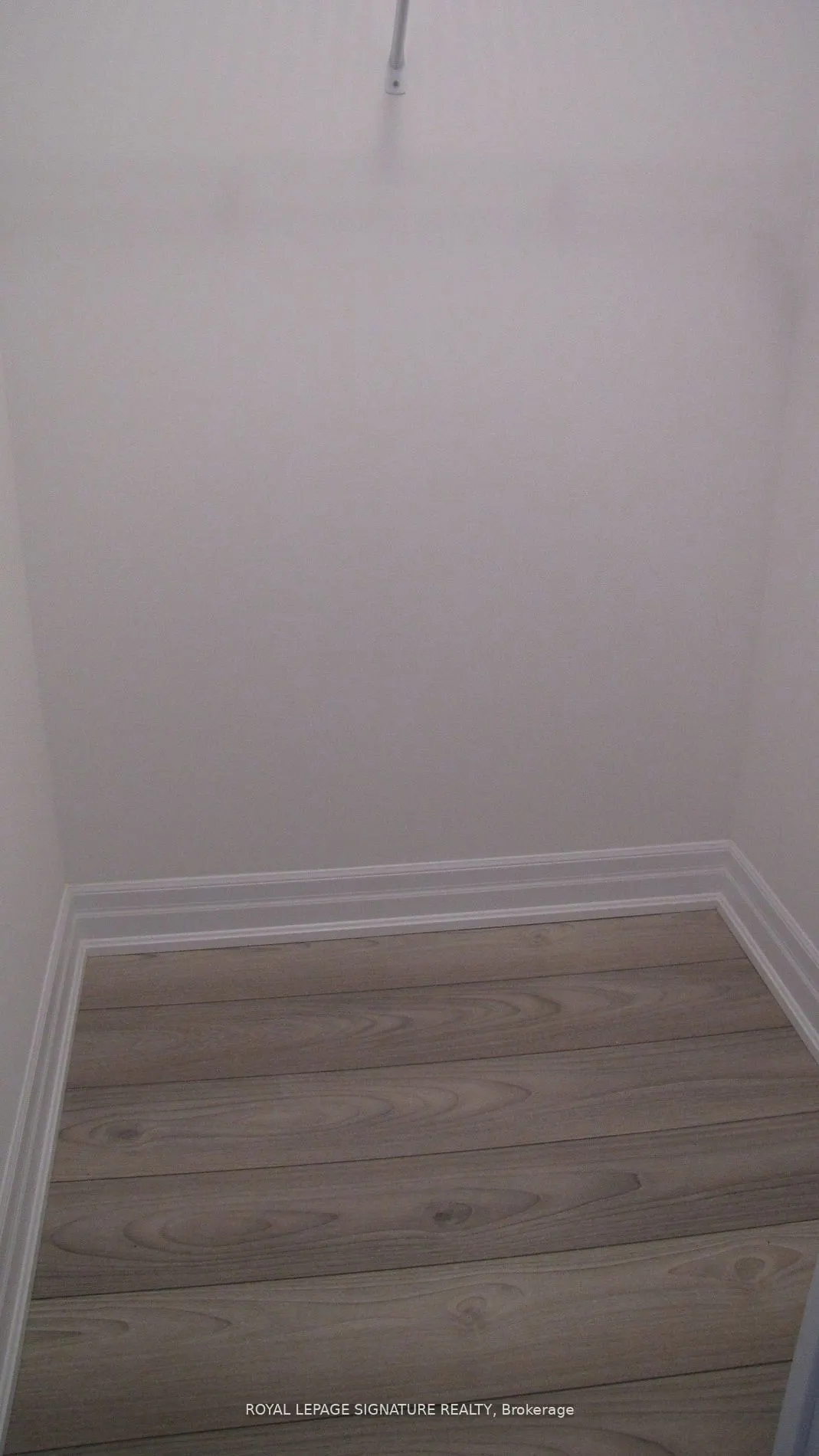 36 Elm Drive W, #1001