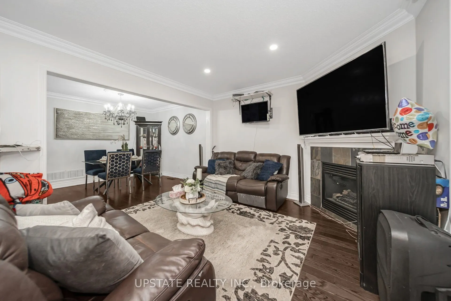 12 Bramfield Street
