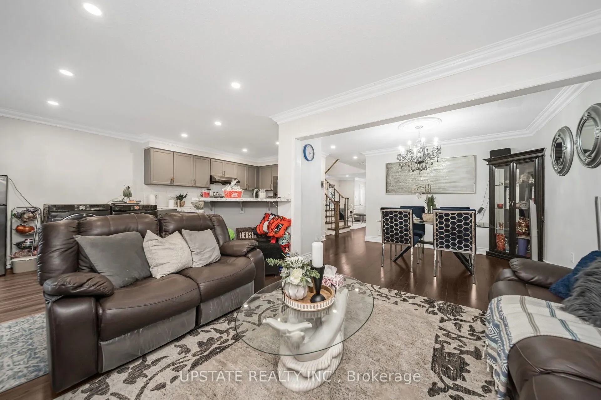 12 Bramfield Street
