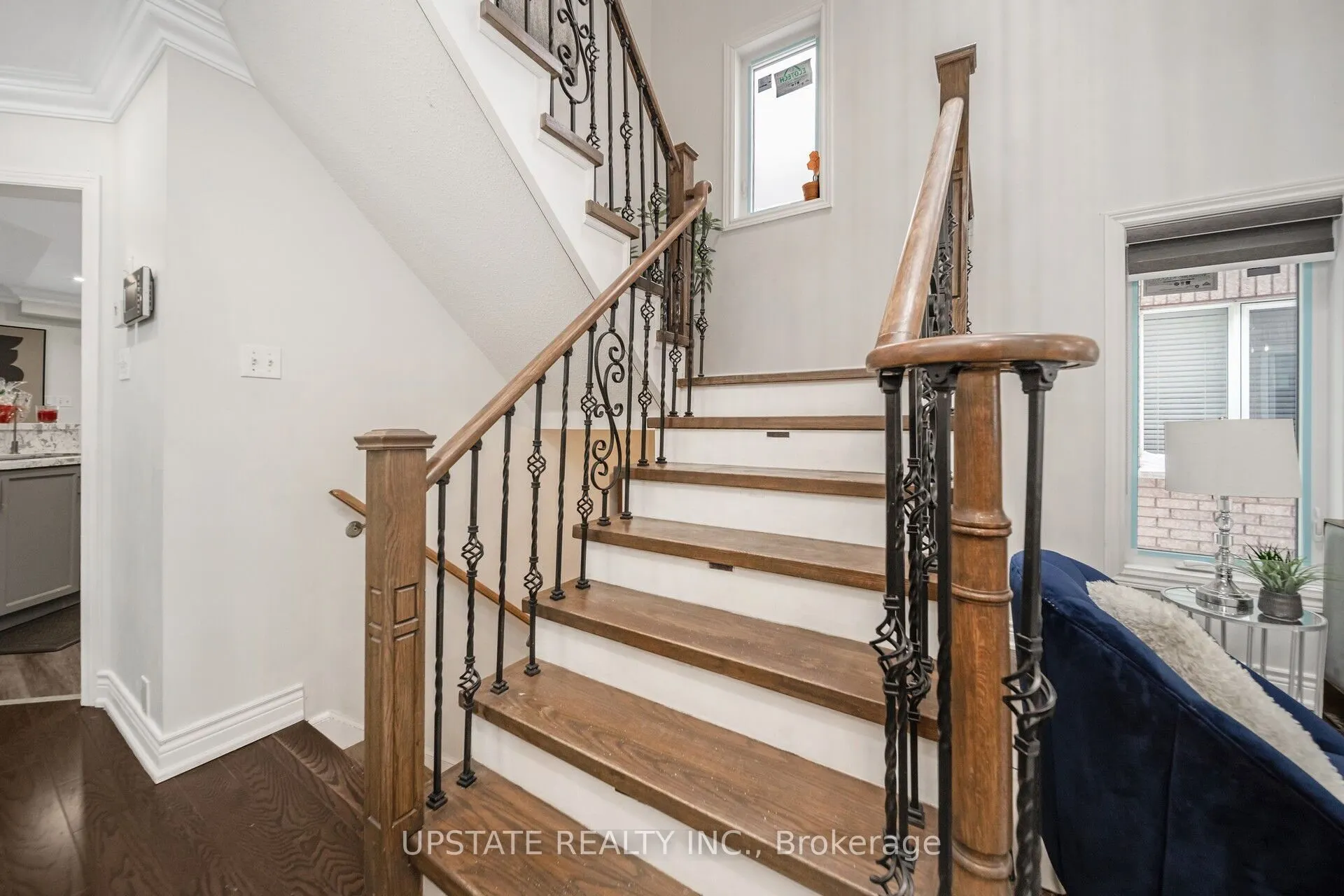 12 Bramfield Street