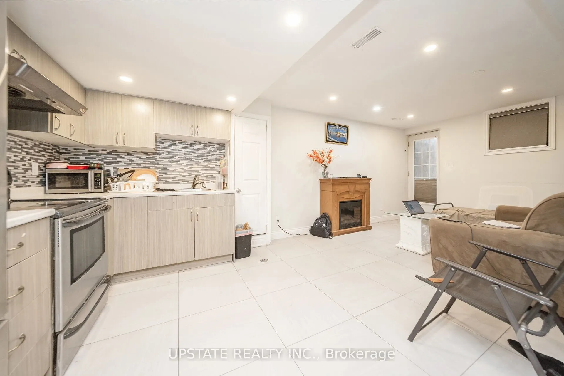 12 Bramfield Street