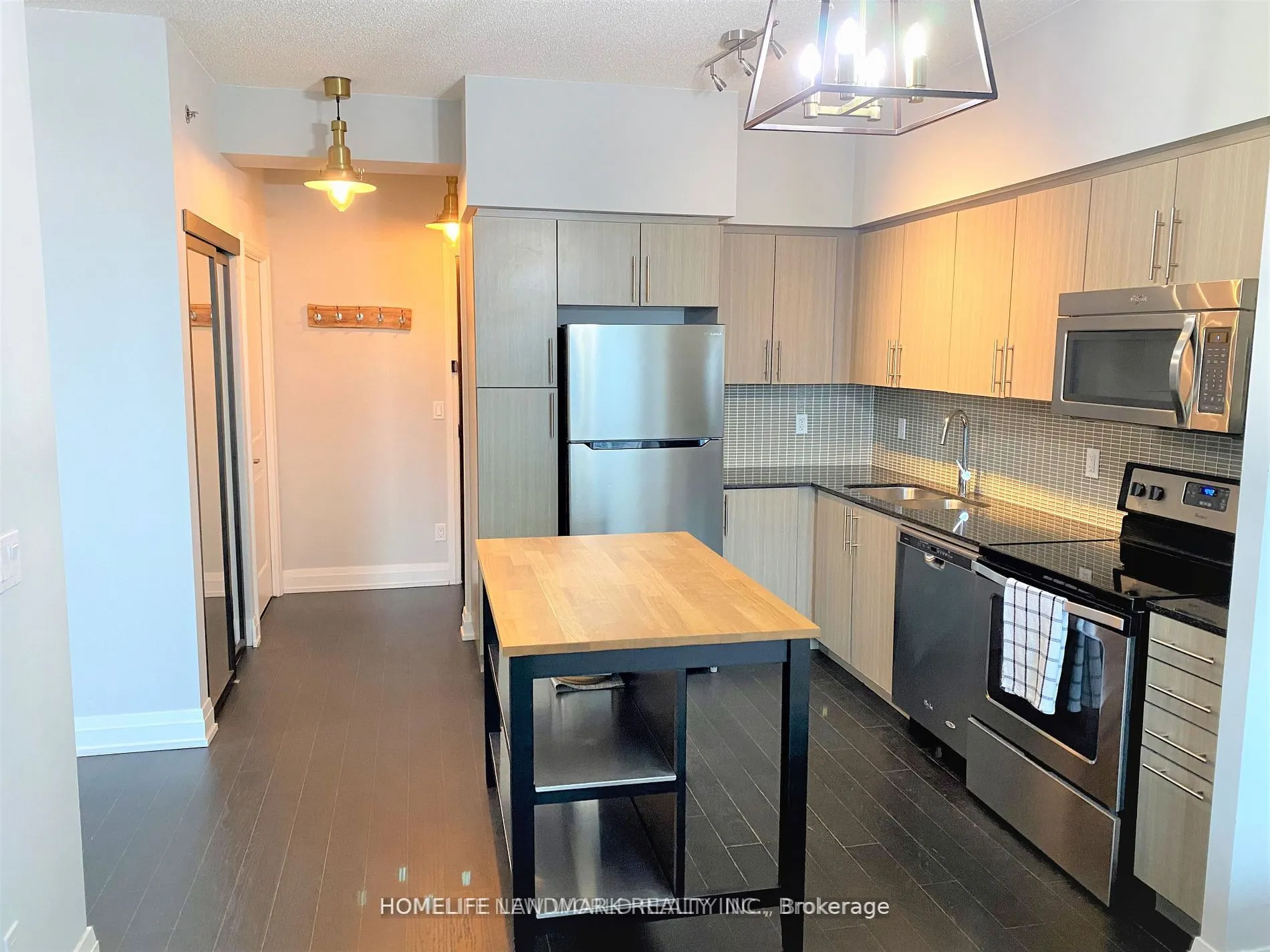 65 Speers Road, #1408