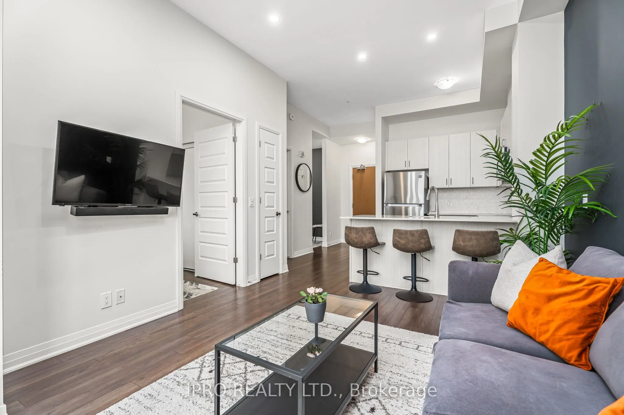 1105 Leger Way #627