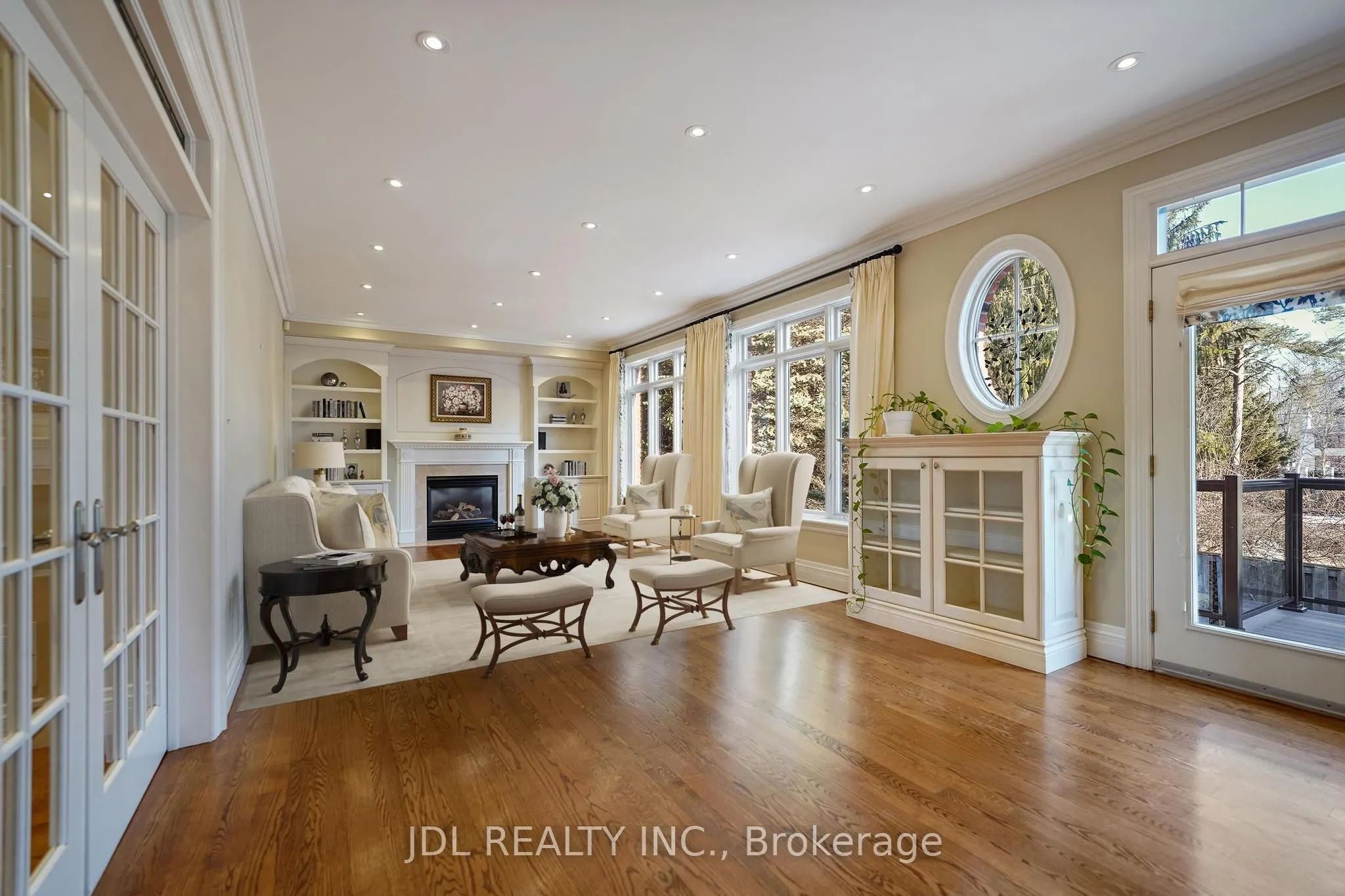 1283 Lindburgh Court