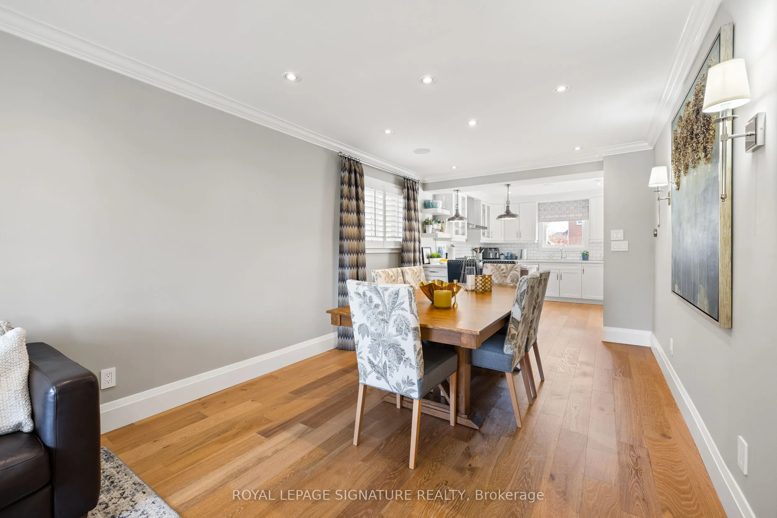 23 Hutton Crescent
