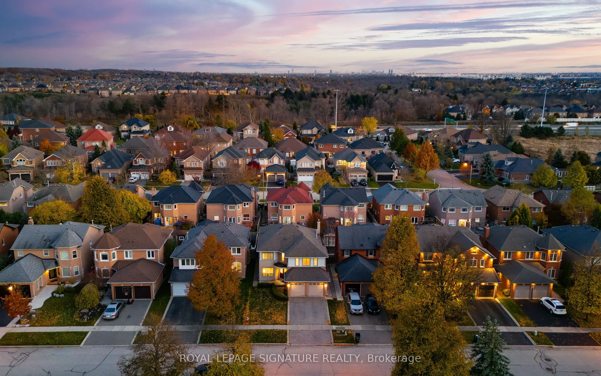 23 Hutton Crescent