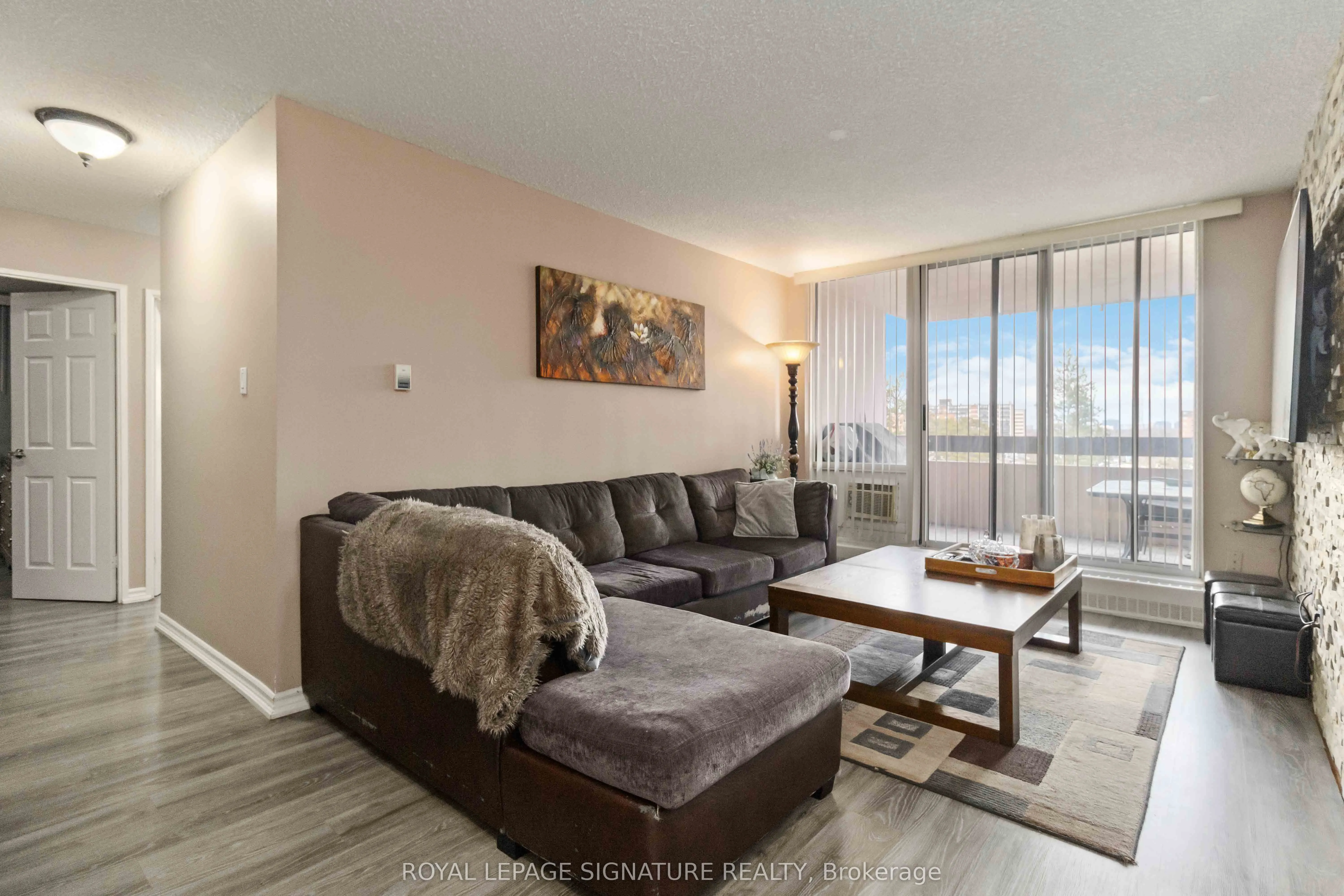 1615 Bloor Street #512