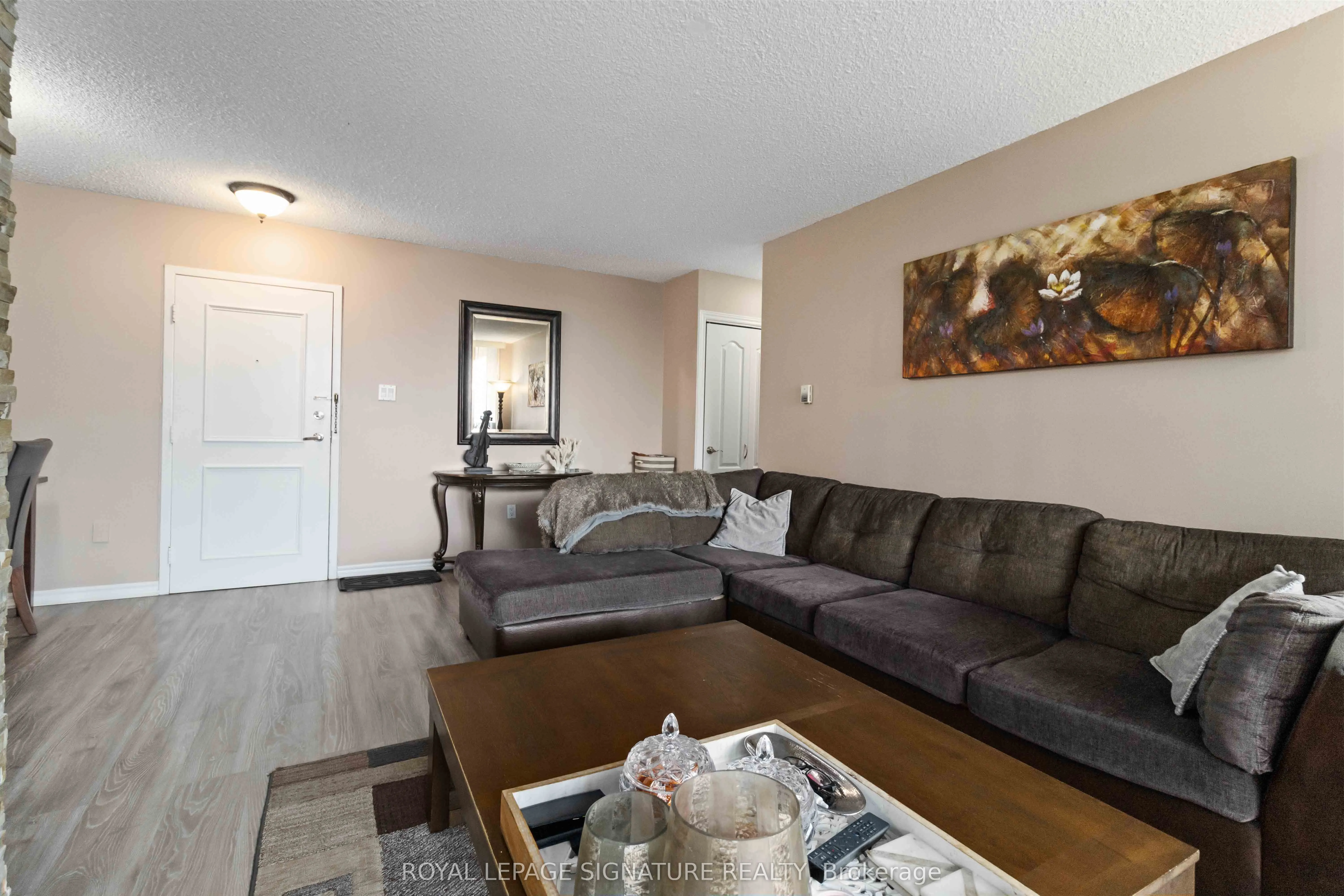 1615 Bloor Street #512