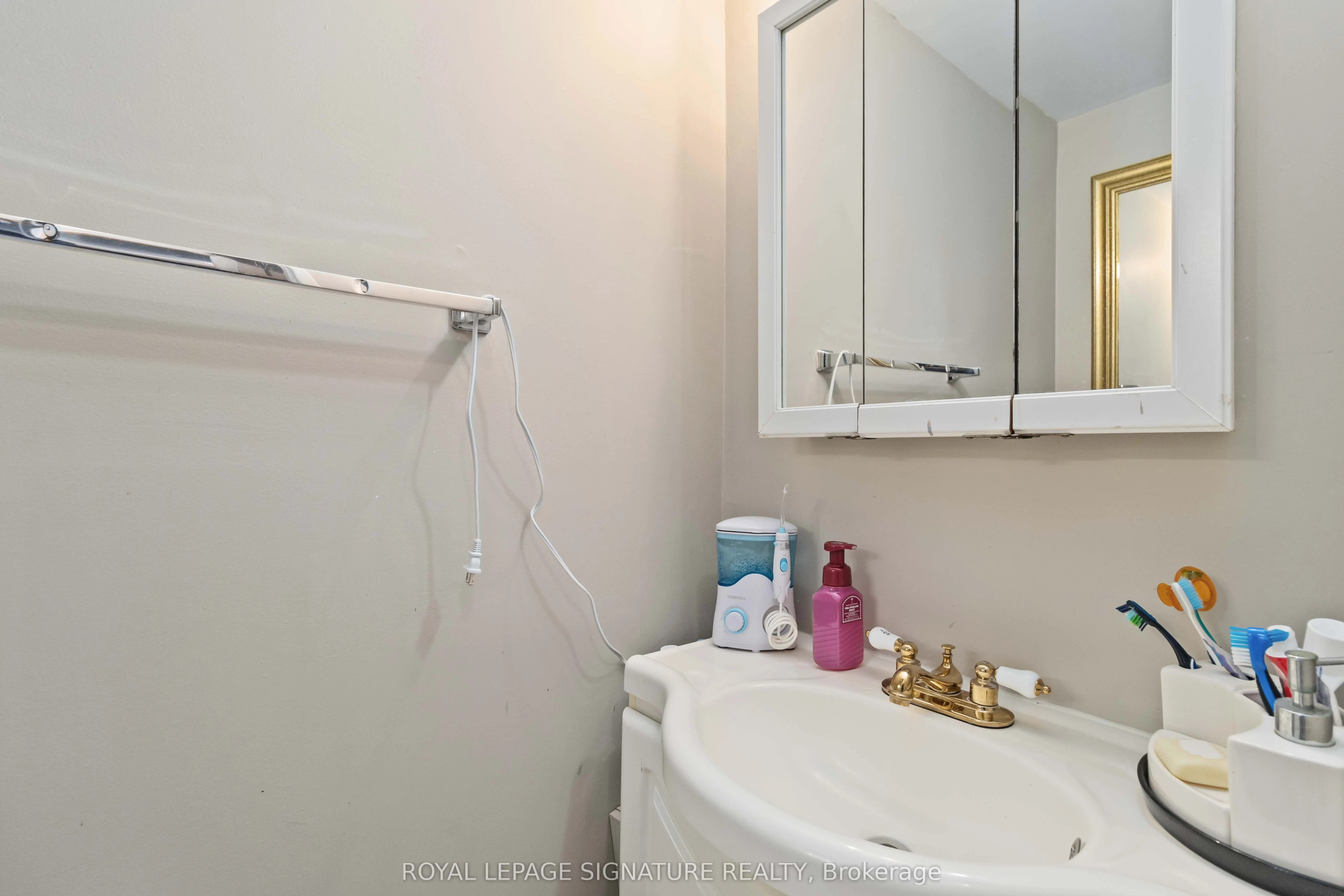 1615 Bloor Street #512