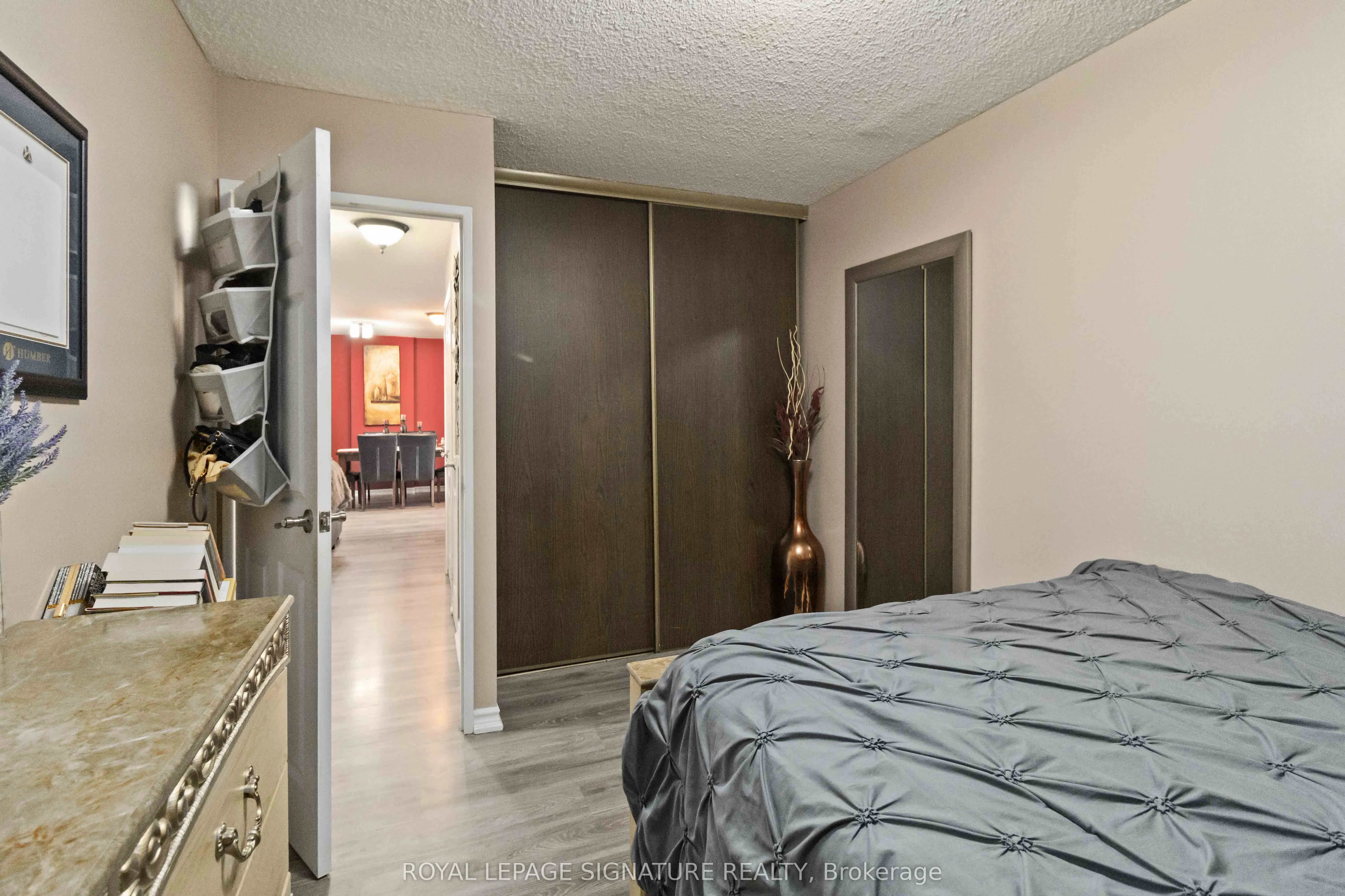 1615 Bloor Street #512