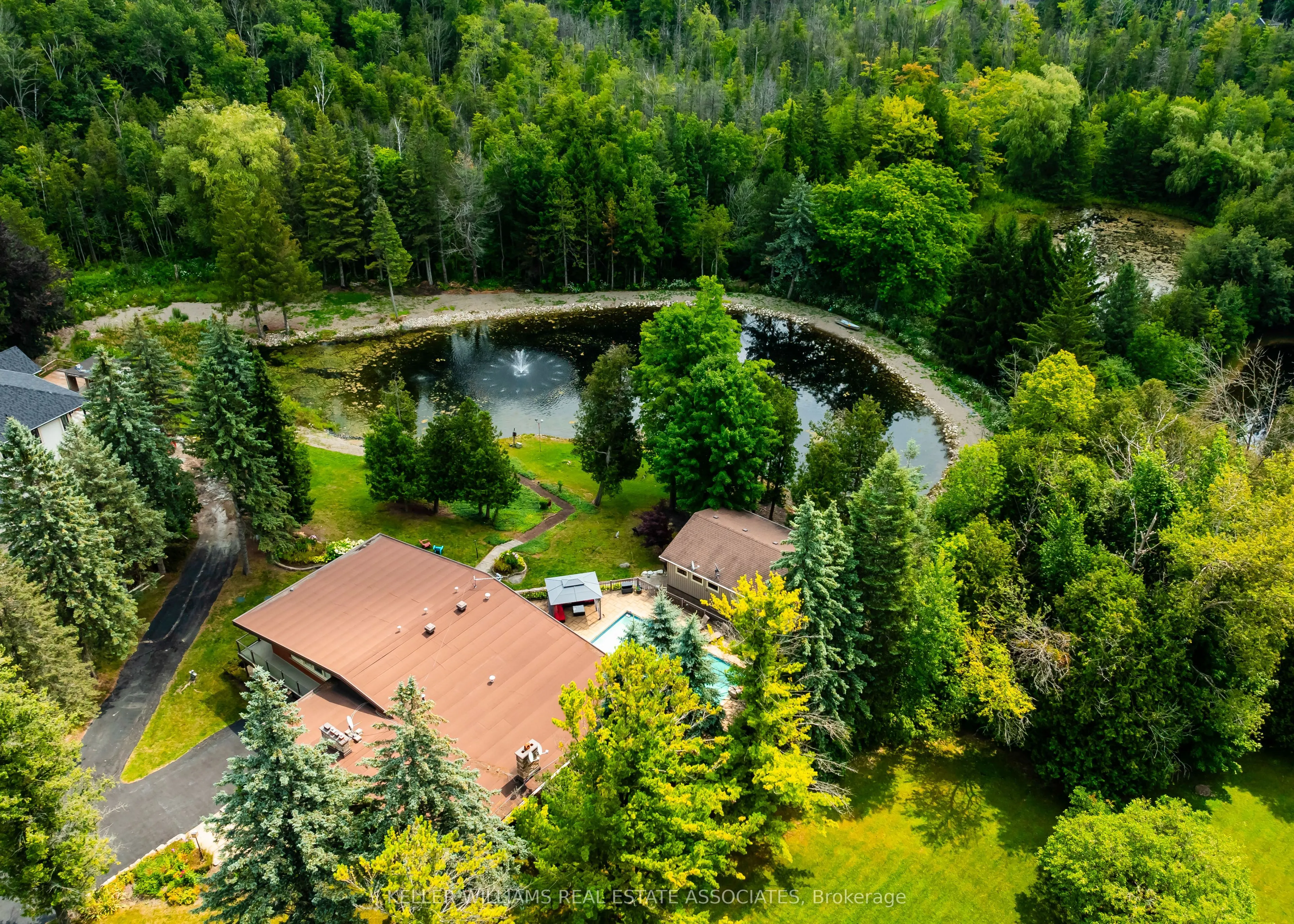 16 Cedar Drive