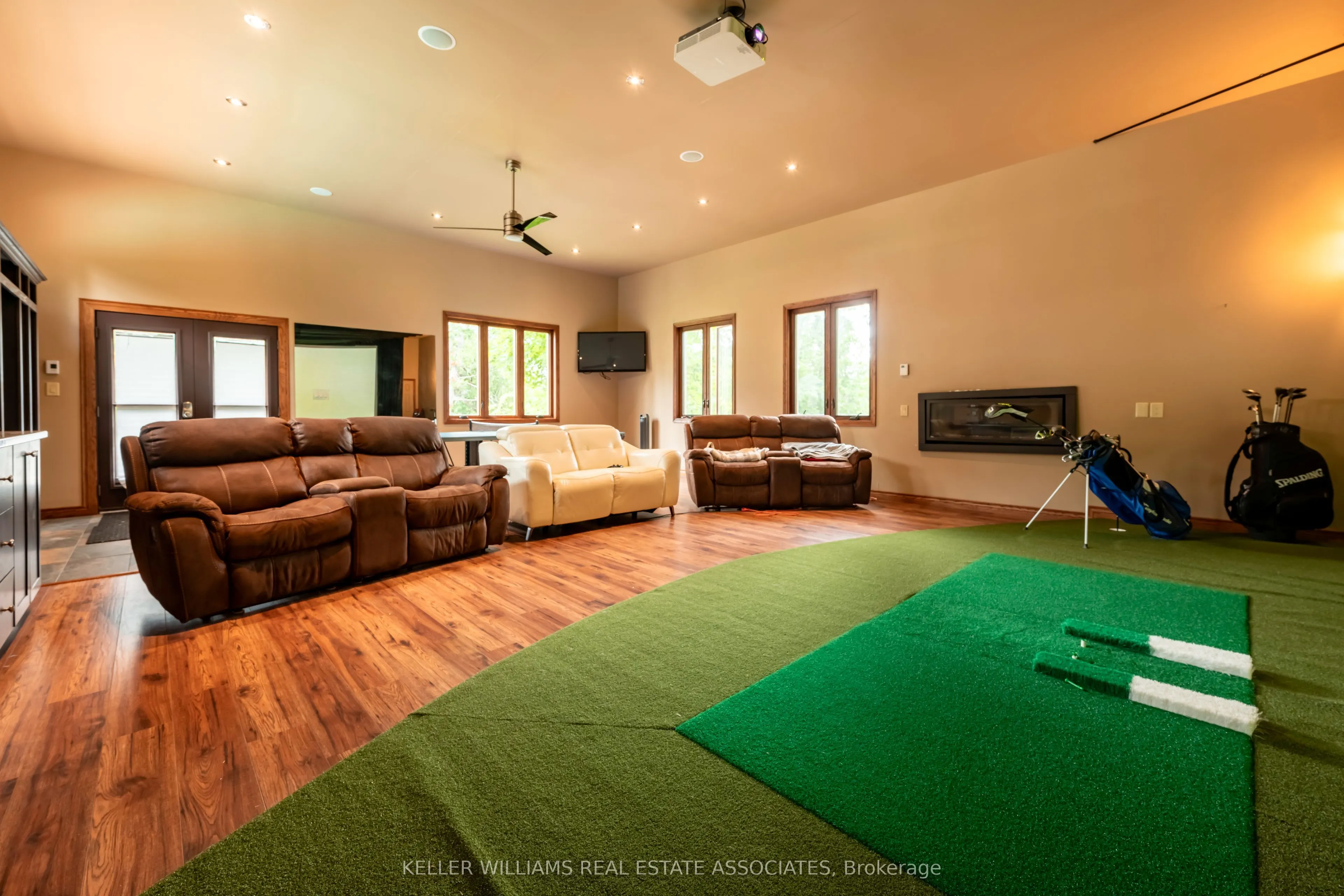 16 Cedar Drive