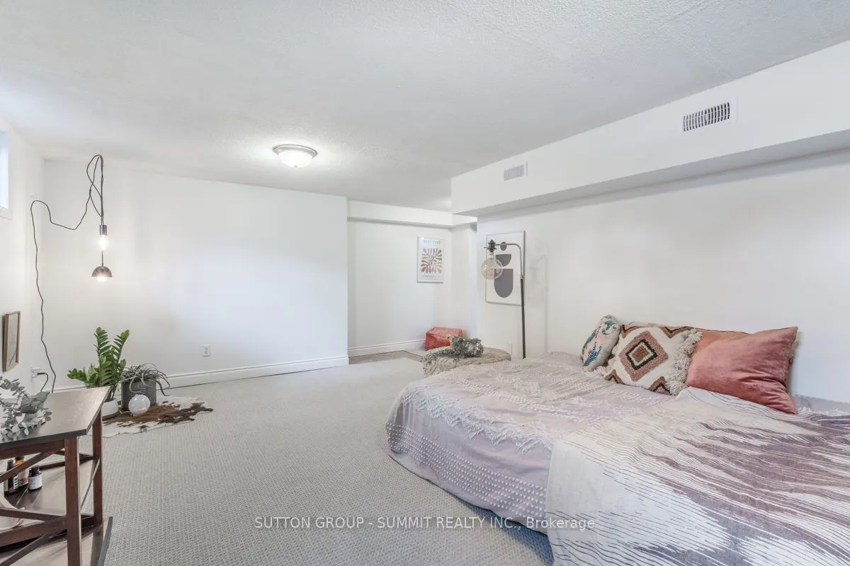 4018 Longmoor Drive #16