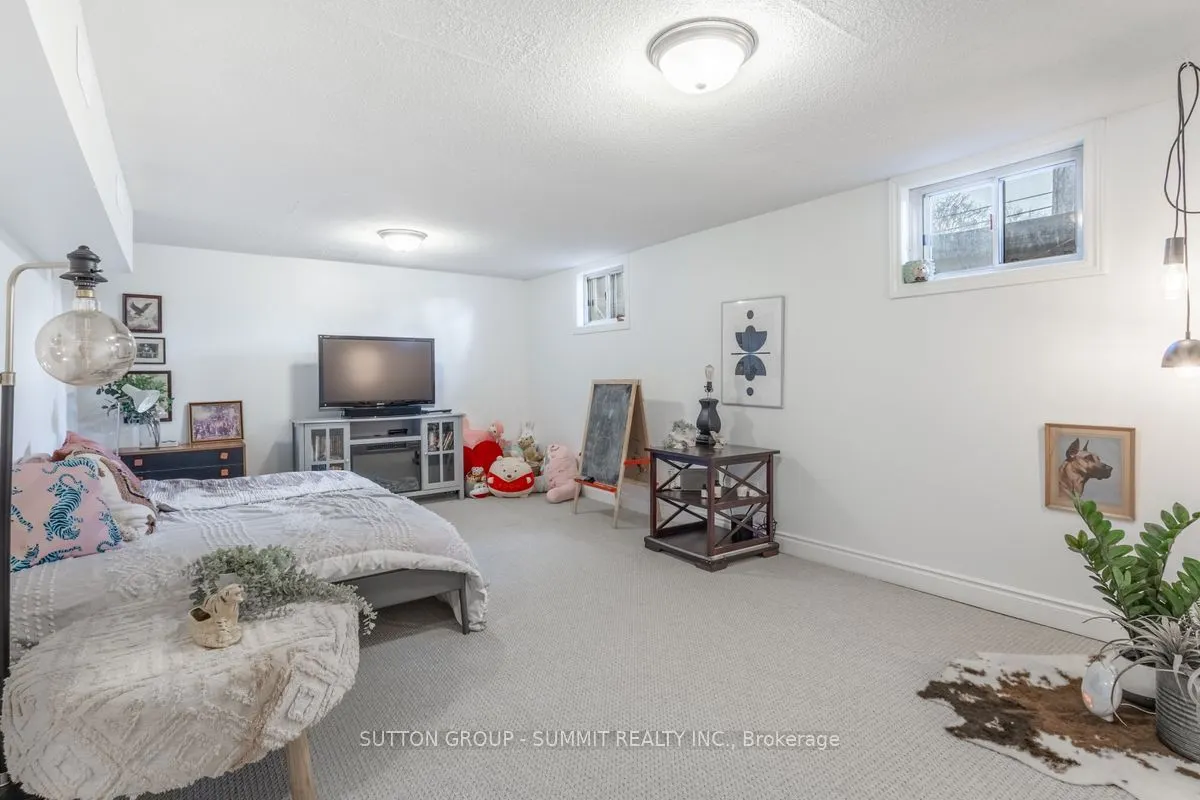 4018 Longmoor Drive #16