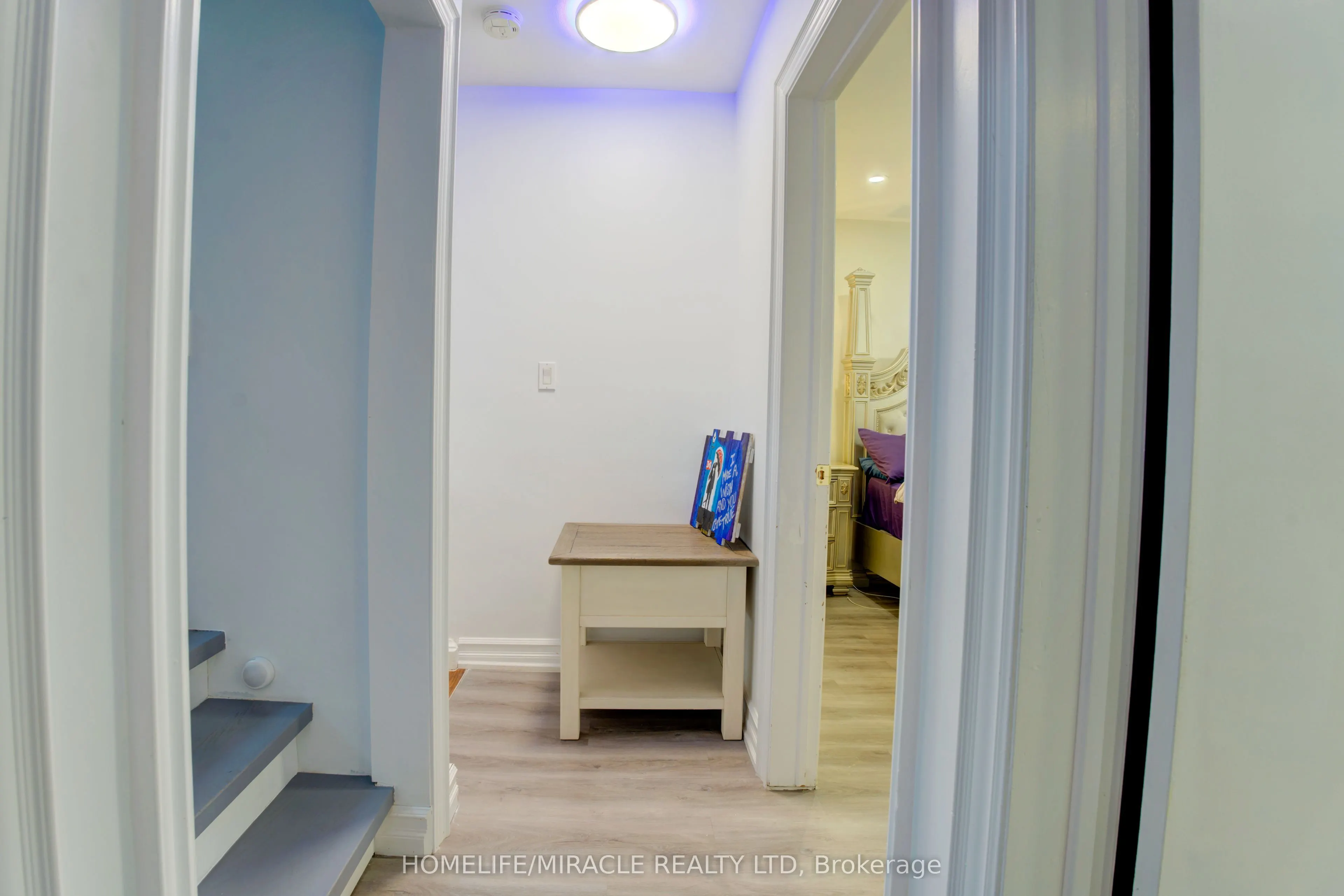6 Rima Court