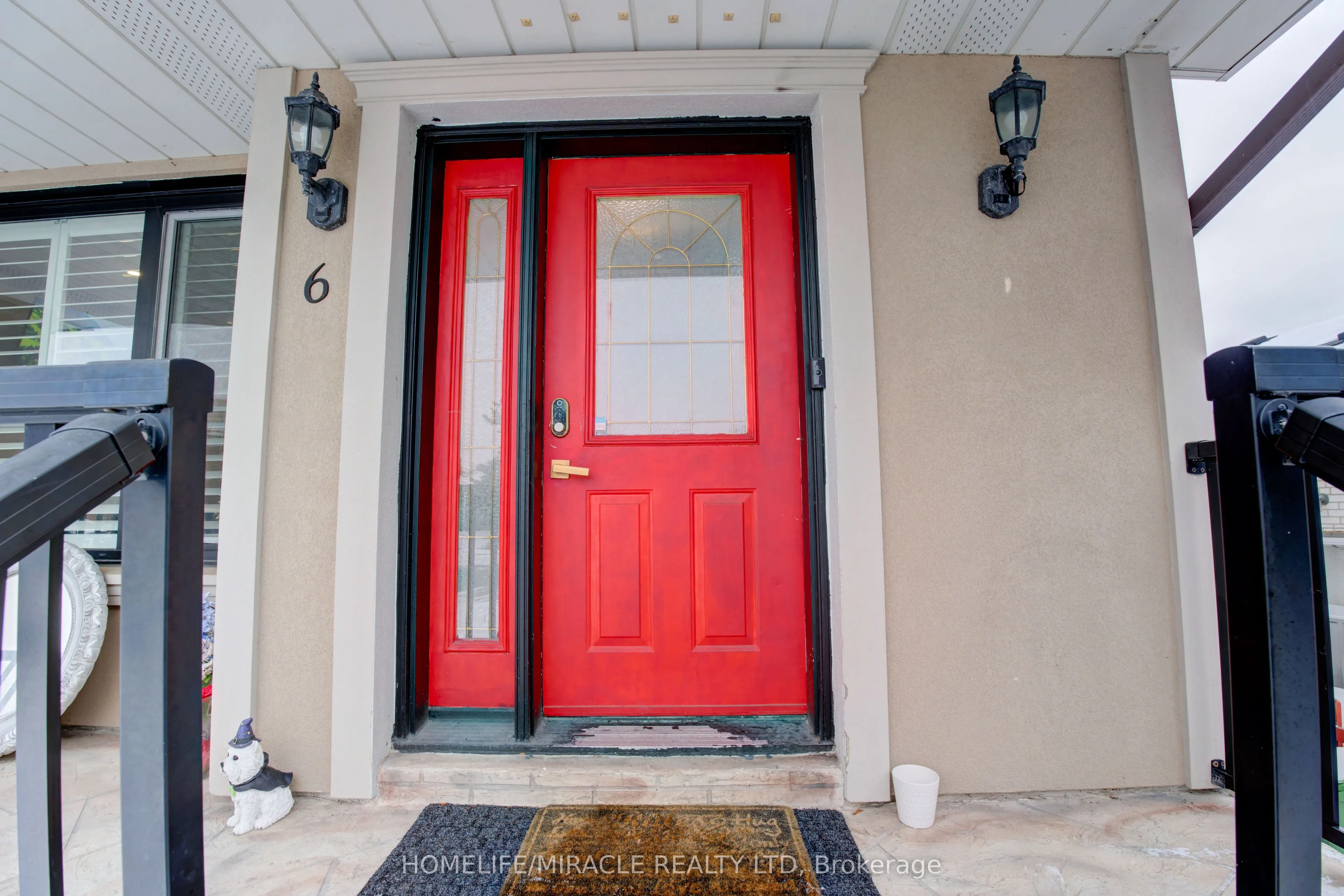6 Rima Court